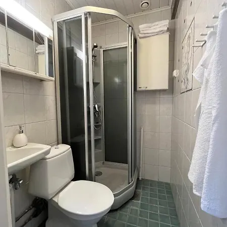 Karhujen Kaupungissa - Tapanintien Lumo Daire