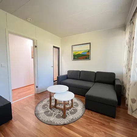 Karhujen Kaupungissa - Tapanintien Lumo Daire *