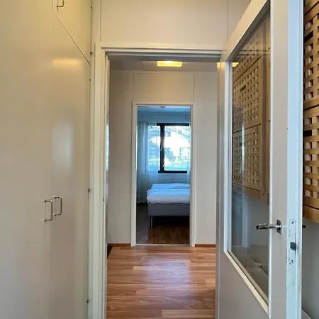 Apartment Huoneisto Karhujen Kaupungissa - Tapanintien Lumo